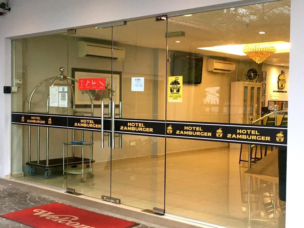 Hotel Zamburger Tengkera Melaka Eksteriør bilde